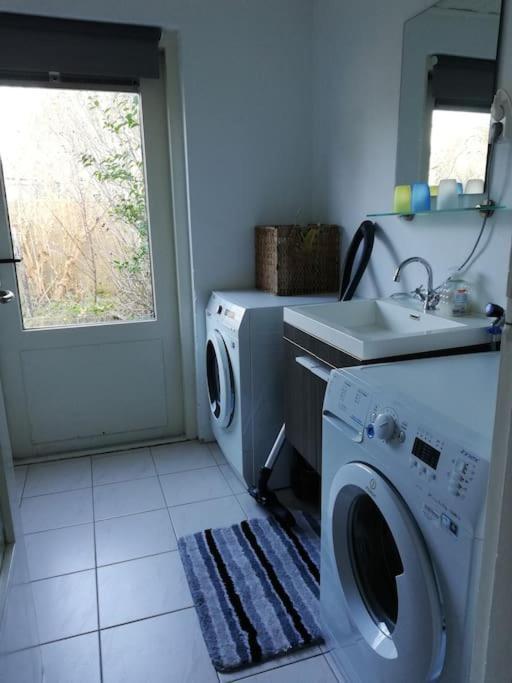Cottage Egmond-Binnen Met Besloten Tuin מראה חיצוני תמונה