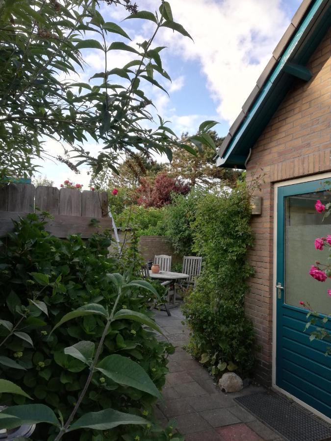 Cottage Egmond-Binnen Met Besloten Tuin מראה חיצוני תמונה